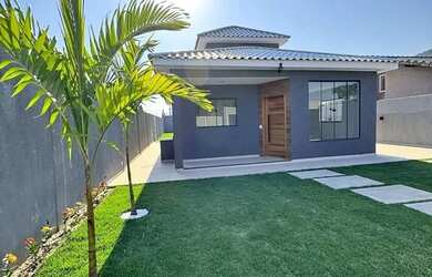 Imagem: A casa possui 2 Dormitórios, 1 Banheiro e está localizado