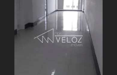 Imagem: O depósito possui 200m² de Área e está localizado em Centro