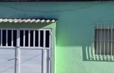 Imagem: A casa possui 2 Dormitórios, 2 Banheiros, 1 Vaga na garagem