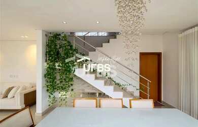 Imagem 15: Sobrado no Jardins Madri. Piscina, Churrasqueira, 336m² de Áreae4 Vagas...