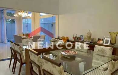 Imagem: A casa em condomínio possui 3 Dormitórios, 5 Banheiros, 2