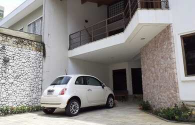 Imagem: Casa para venda tem 400 metros quadrados com 5 quartos em Planalto