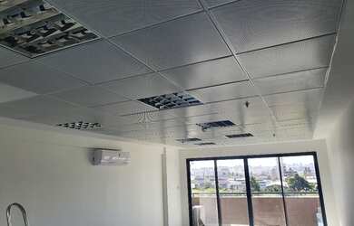 Imagem: O depósito possui 1 Vaga na garagem e 53m² de Área e está