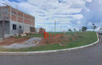 Imagem: O terreno possui 270m² de Área e está localizado em Loteamento