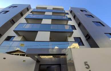 Imagem: O apartamento possui 3 Dormitórios, 2 Banheiros, 2 Vagas na