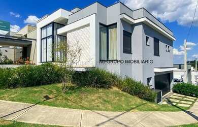 Imagem: A casa em condomínio possui 5 Dormitórios, 4 Banheiros, 4