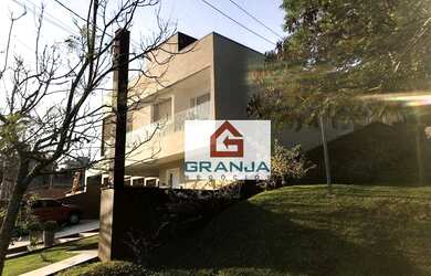 Imagem: A casa em condomínio possui 3 Dormitórios, 5 Banheiros, 5