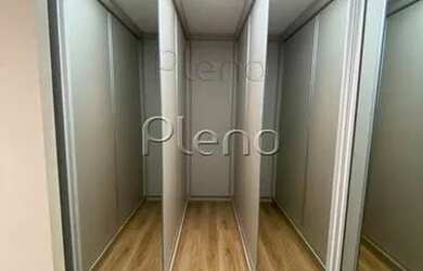 Imagem 15: Venda Casa com 270,00 metroQuadrado, 3 dormitório s , 4 vaga s . Swiss...