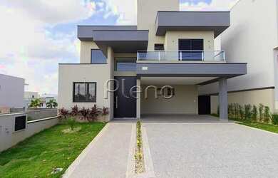 Imagem: A casa em condomínio possui 3 Dormitórios, 3 Banheiros, 4