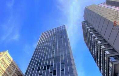 Imagem: O depósito possui 2 Vagas na garagem, 165m² de Área e está