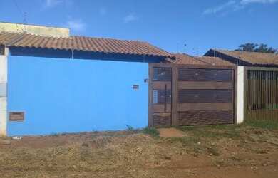 Imagem 4: Casa no bairro Pioneiros. Área de serviço, 2 Vagas na garageme2 Dormitórios