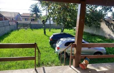 Imagem: A casa possui 2 Dormitórios, 1 Banheiro, 5 Vagas na garagem