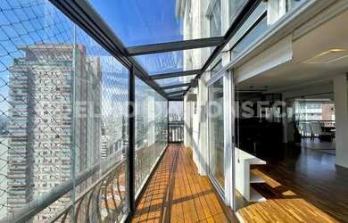 Imagem: O apartamento na cobertura possui 4 Dormitórios, 5 Banheiros