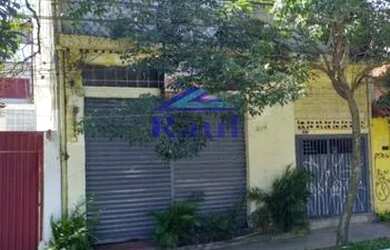 Imagem: O depósito possui 150m² de Área e está localizado em Santo