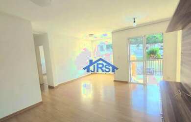 Imagem: O apartamento possui 2 Dormitórios, 1 Banheiro, 2 Vagas na