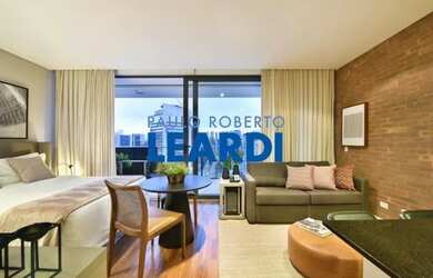 Imagem: O studio possui 1 Dormitório, 1 Banheiro, 1 Vaga na garagem