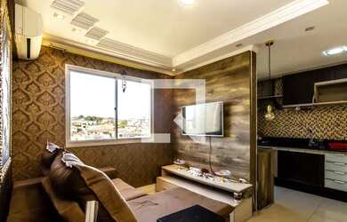 Imagem: O apartamento possui 2 Dormitórios, 1 Banheiro, 1 Vaga na garagem