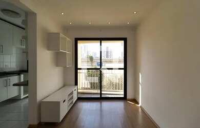 Imagem: O apartamento possui 1 Dormitório, 1 Banheiro, 1 Vaga na garagem