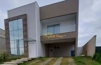 Imagem: A casa em condomínio possui 4 Dormitórios, 4 Banheiros, 2