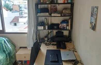Imagem: O quarto possui Imóvel mobiliado e está localizado em Trindade