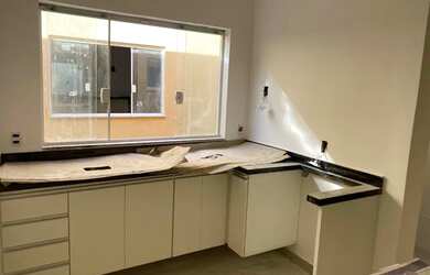 Imagem: O apartamento possui 2 Dormitórios, 1 Banheiro, 60m² de Área