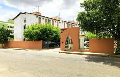 Imagem: O apartamento para alugar possui 2 Dormitórios, 1 Banheiro