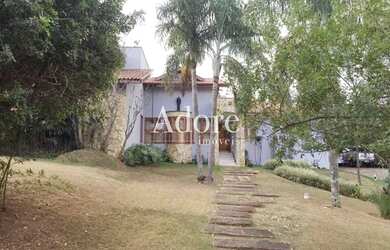 Imagem: A casa em condomínio possui 4 Dormitórios, 1 Banheiro, 5 Vagas