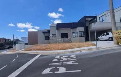 Imagem: A casa em condomínio possui 3 Dormitórios, 2 Banheiros, 2