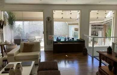 Imagem 6: Sobrado Maravilhoso no miolo do Jardim da Saúde