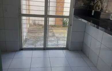 Imagem: A casa possui 5 Dormitórios, 5 Banheiros, 4 Vagas na garagem