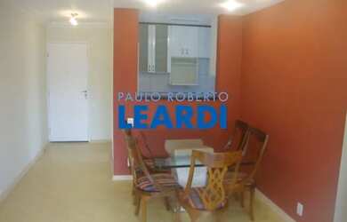 Imagem: O apartamento possui 3 Dormitórios, 2 Banheiros, 2 Vagas na