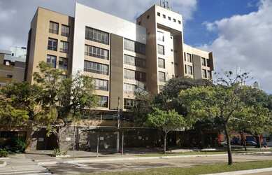 Imagem: O depósito possui 1 Vaga na garagem, 37m² de Área e está