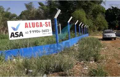 Imagem: O terreno possui 1210m² de Área e está localizado em Parque