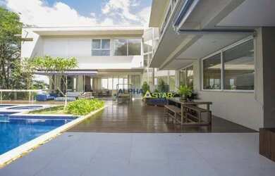 Imagem: A casa em condomínio possui 4 Dormitórios, 5 Banheiros, 5