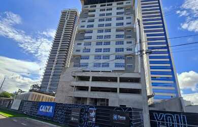 Imagem: O apartamento possui 1 Dormitório, 1 Banheiro, 1 Vaga na garagem