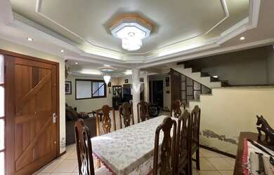 Imagem 7: Casa Triplex EXCLUSIVA INVISTA, 4 dormitórios ao lado da Avenida Medianeira