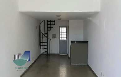 Imagem: O depósito possui 1 Vaga na garagem e 70m² de Área e está