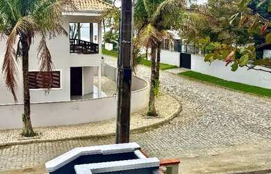 Imagem 11: Linda Casa na Praia de Itaguaçu - A Apenas 80m do Mar!