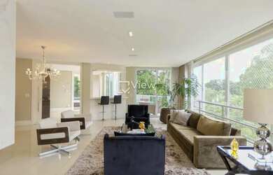 Imagem: A casa em condomínio possui 4 Dormitórios, 5 Banheiros, 5