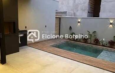 Imagem: A casa em condomínio possui 3 Dormitórios, 1 Banheiro, 4 Vagas