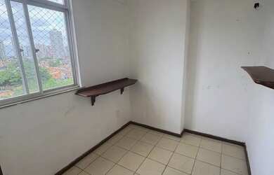 Imagem: O apartamento possui 2 Dormitórios, 1 Vaga na garagem e está