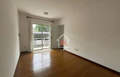 Imagem: O apartamento possui 3 Dormitórios, 1 Banheiro, 1 Vaga na garagem