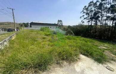 Imagem: O terreno à venda possui e está localizado em Jardim Terras