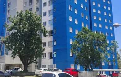 Imagem: O apartamento possui 2 Dormitórios, 1 Banheiro, 1 Vaga na garagem