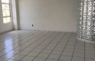 Imagem: O apartamento possui 4 Dormitórios, 4 Banheiros, 2 Vagas na