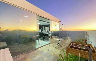 Imagem: O apartamento na cobertura possui 2 Dormitórios, 1 Banheiro