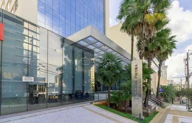 Imagem: O depósito possui 2 Vagas na garagem e 97m² de Área e está