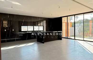 Imagem 4: Alphaville Sergipe. Piscina, Churrasqueira, Vista para o lagoeGuarda roupa