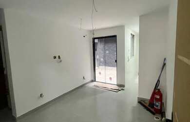 Imagem: O apartamento possui 2 Dormitórios, 2 Banheiros, 60m² de Área