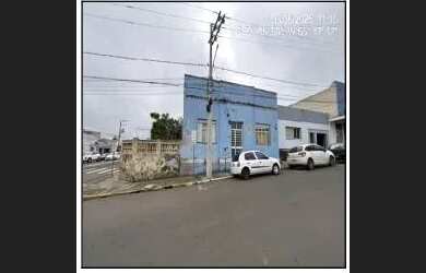 Imagem: A casa possui 1 Dormitório, 1 Banheiro e 228m² de Área e